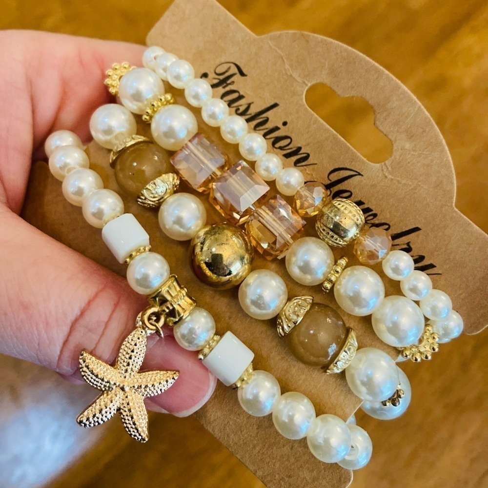 Chic White Pearl & Crystal Stretch Bracelets Nautical Beachy Vacation Jewelry - Picture 9 of 9